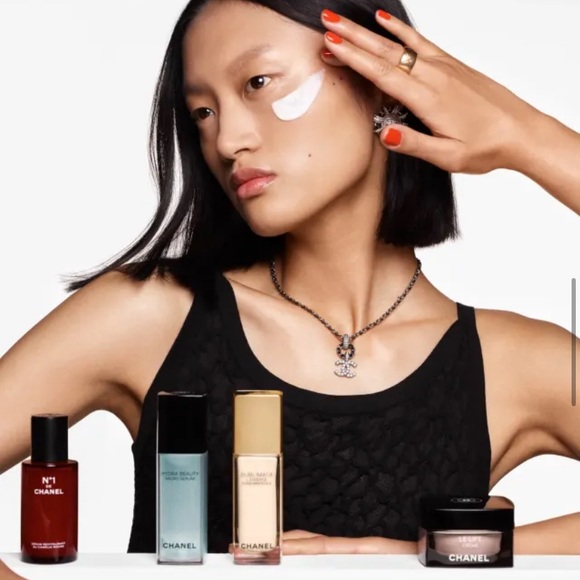 Chanel Sublimage radiance priming moisturizer - Picture 12 of 16